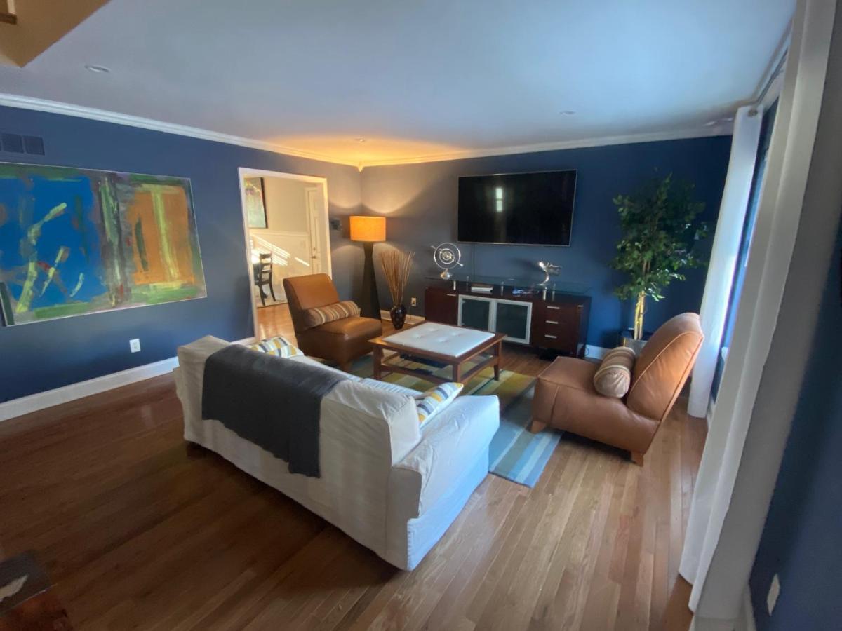 Here It Is! Cool Cape Cod-3 Br-2.5 Bath-12 Guests Olathe Exteriér fotografie