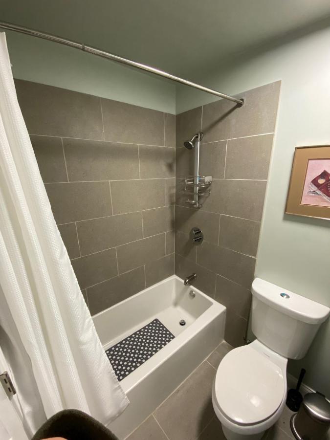 Here It Is! Cool Cape Cod-3 Br-2.5 Bath-12 Guests Olathe Exteriér fotografie