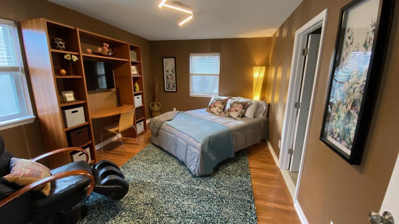 Here It Is! Cool Cape Cod-3 Br-2.5 Bath-12 Guests Olathe Exteriér fotografie