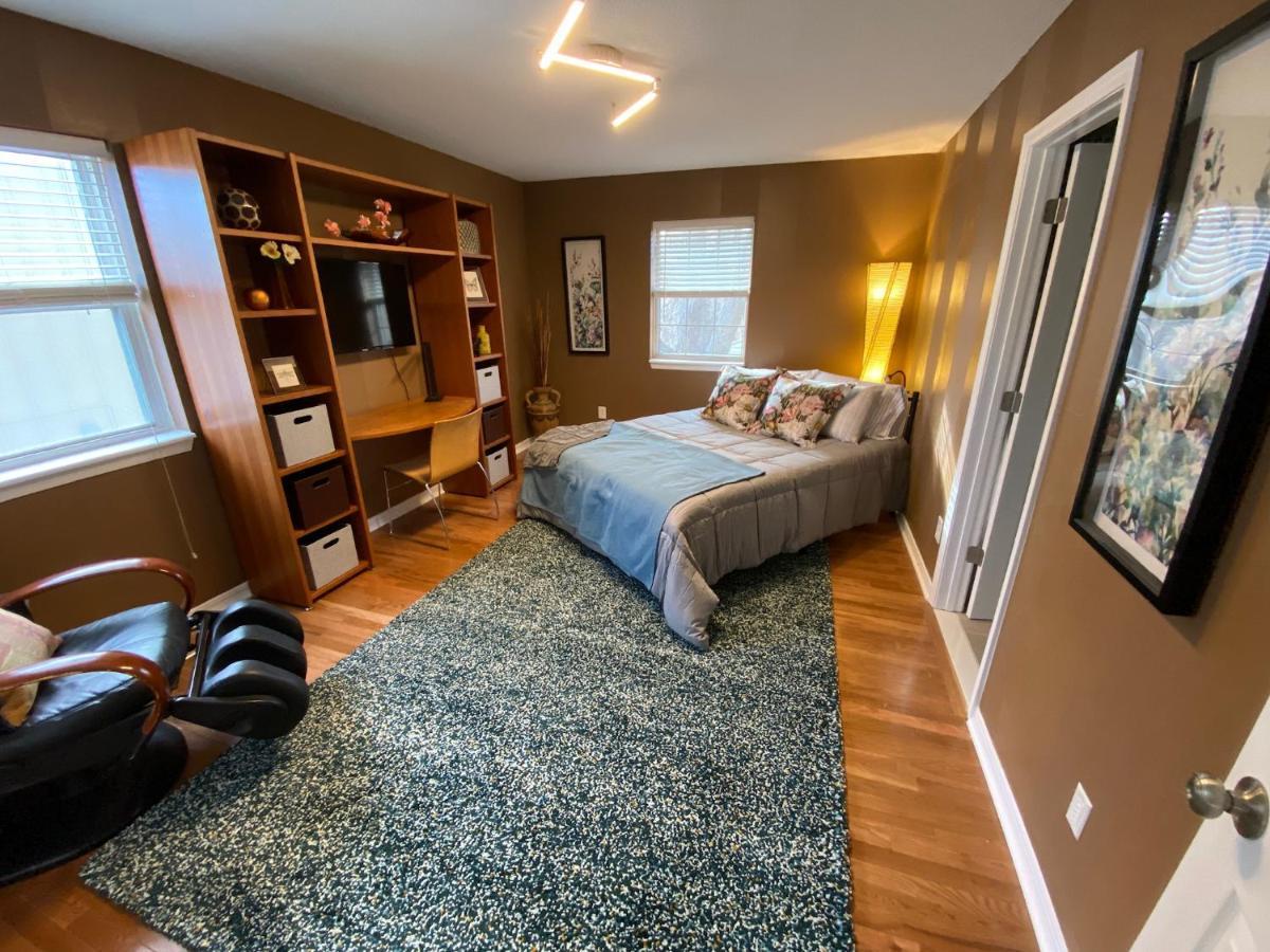 Here It Is! Cool Cape Cod-3 Br-2.5 Bath-12 Guests Olathe Exteriér fotografie
